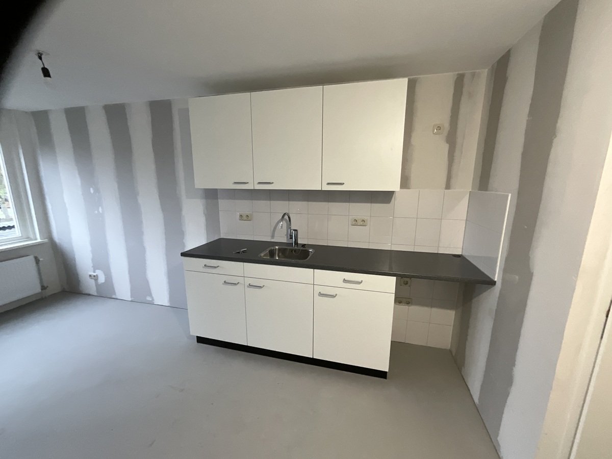 De Bijenkoningin 14A