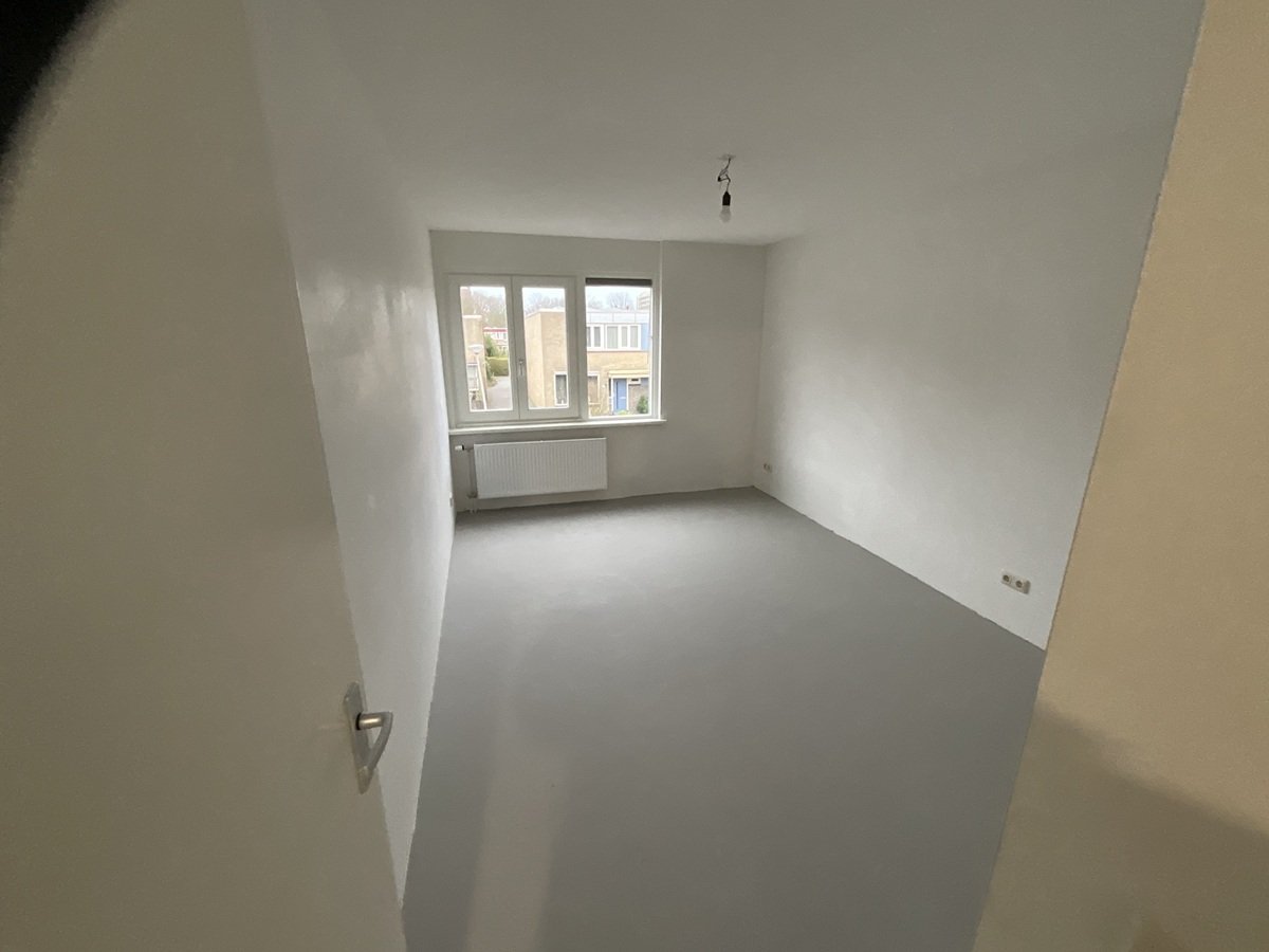 De Bijenkoningin 14A