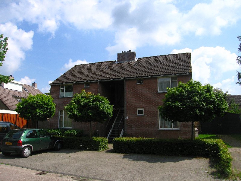 Valkenierstraat 32