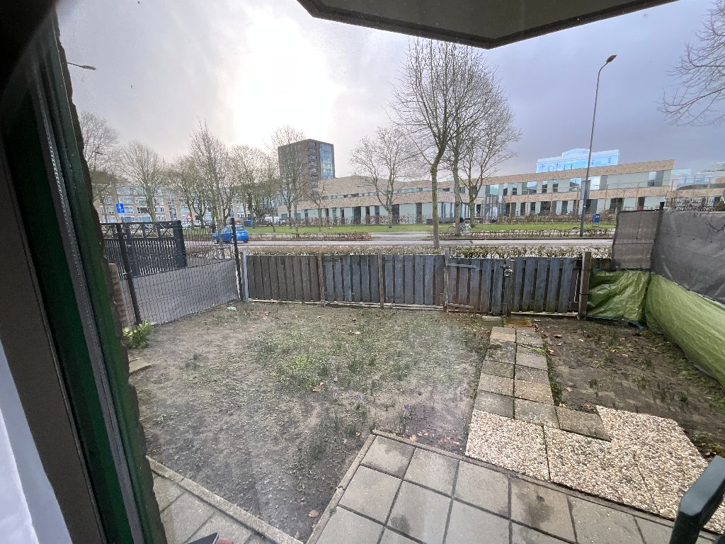Van Leeuwenhoekstraat 82