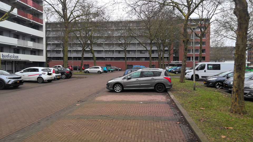 Van Veldekestraat 128