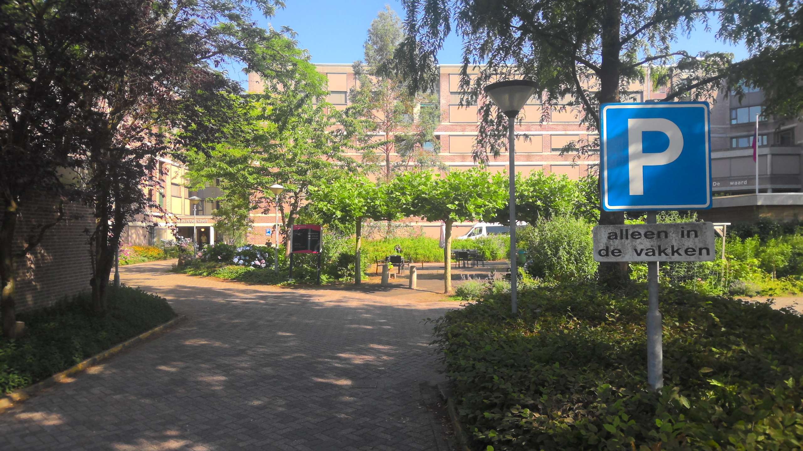 Ministershof 8
