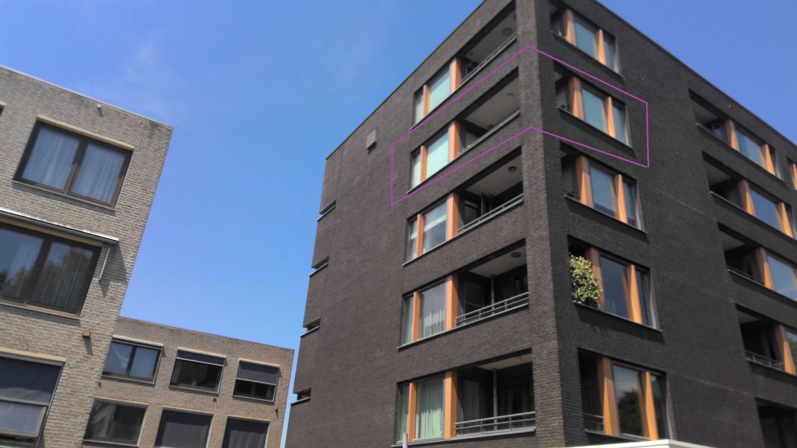 Eemweg 86, 5215 HR 's-Hertogenbosch, Nederland