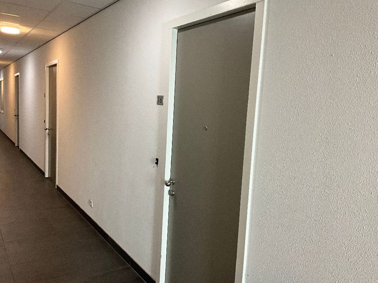 Prins Bernhardstraat 16