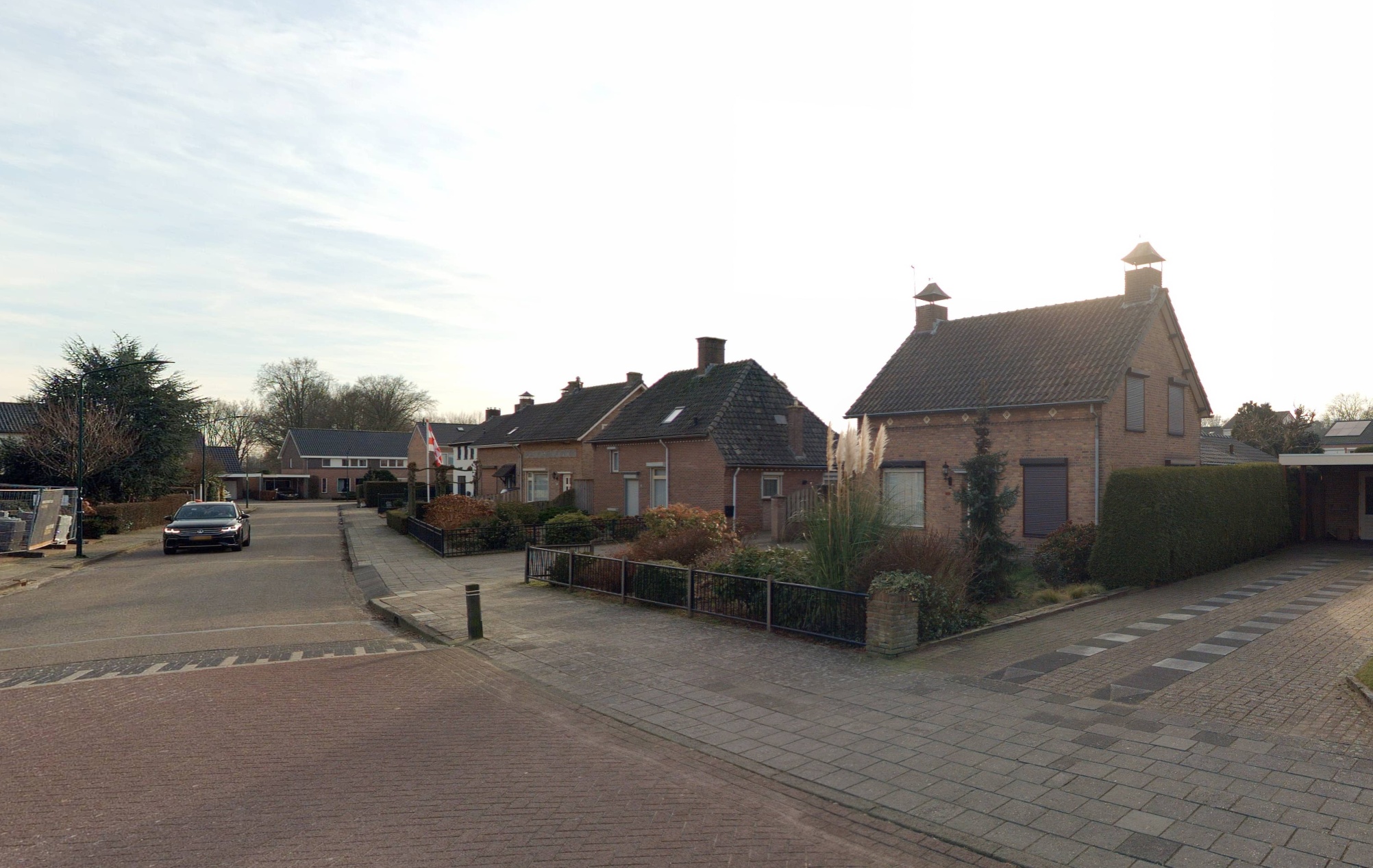 Pater van Den Elzenstraat 36