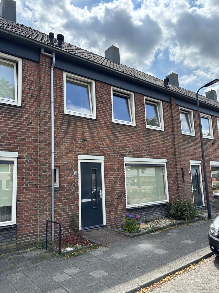 Van Broeckhovenlaan 13